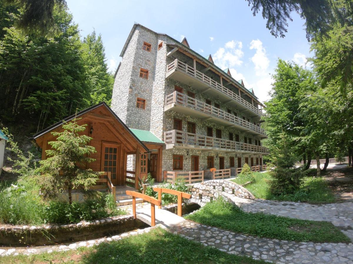 Fusha E Gjes Hotel Valbone Buitenkant foto